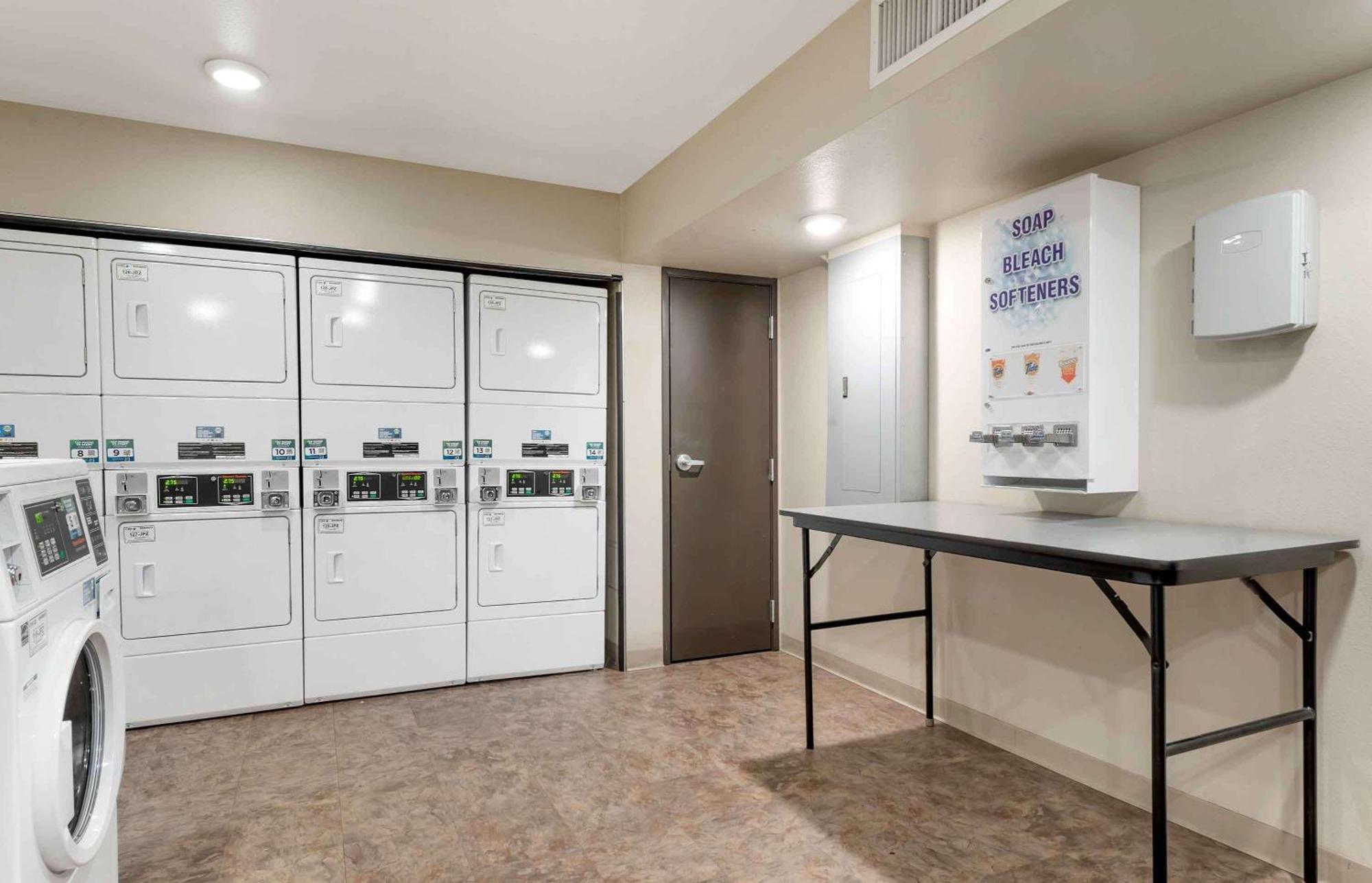 Extended Stay America Select Suites - Colorado Springs Exterior photo