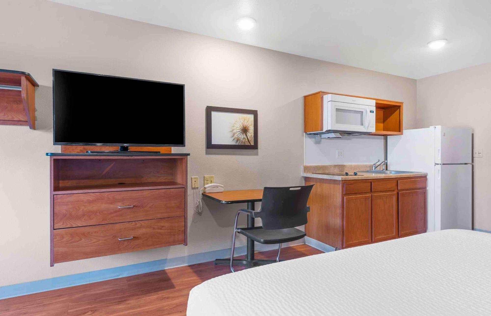Extended Stay America Select Suites - Colorado Springs Exterior photo