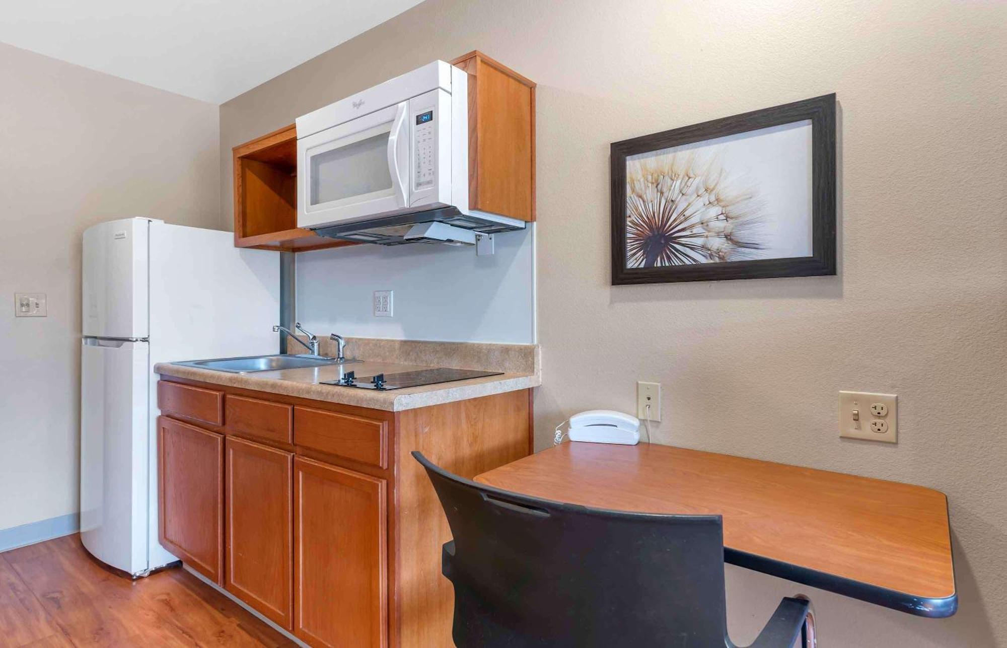 Extended Stay America Select Suites - Colorado Springs Exterior photo